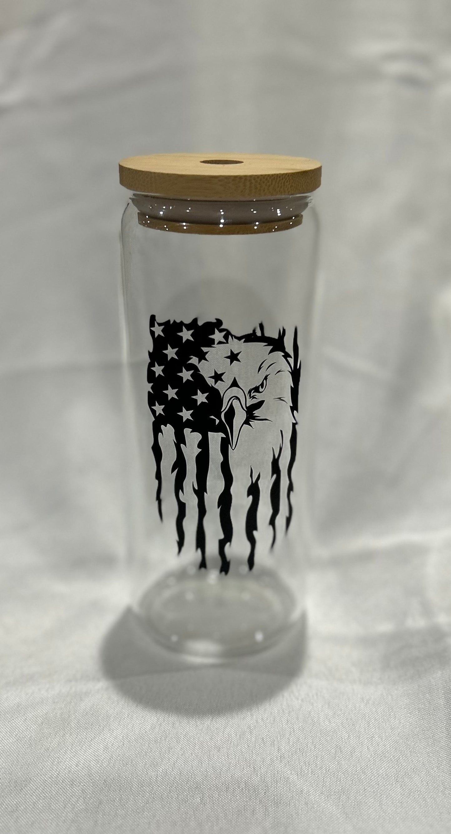 20oz Glass Tumbler with Bamboo Lid – American Flag & Eagle Design