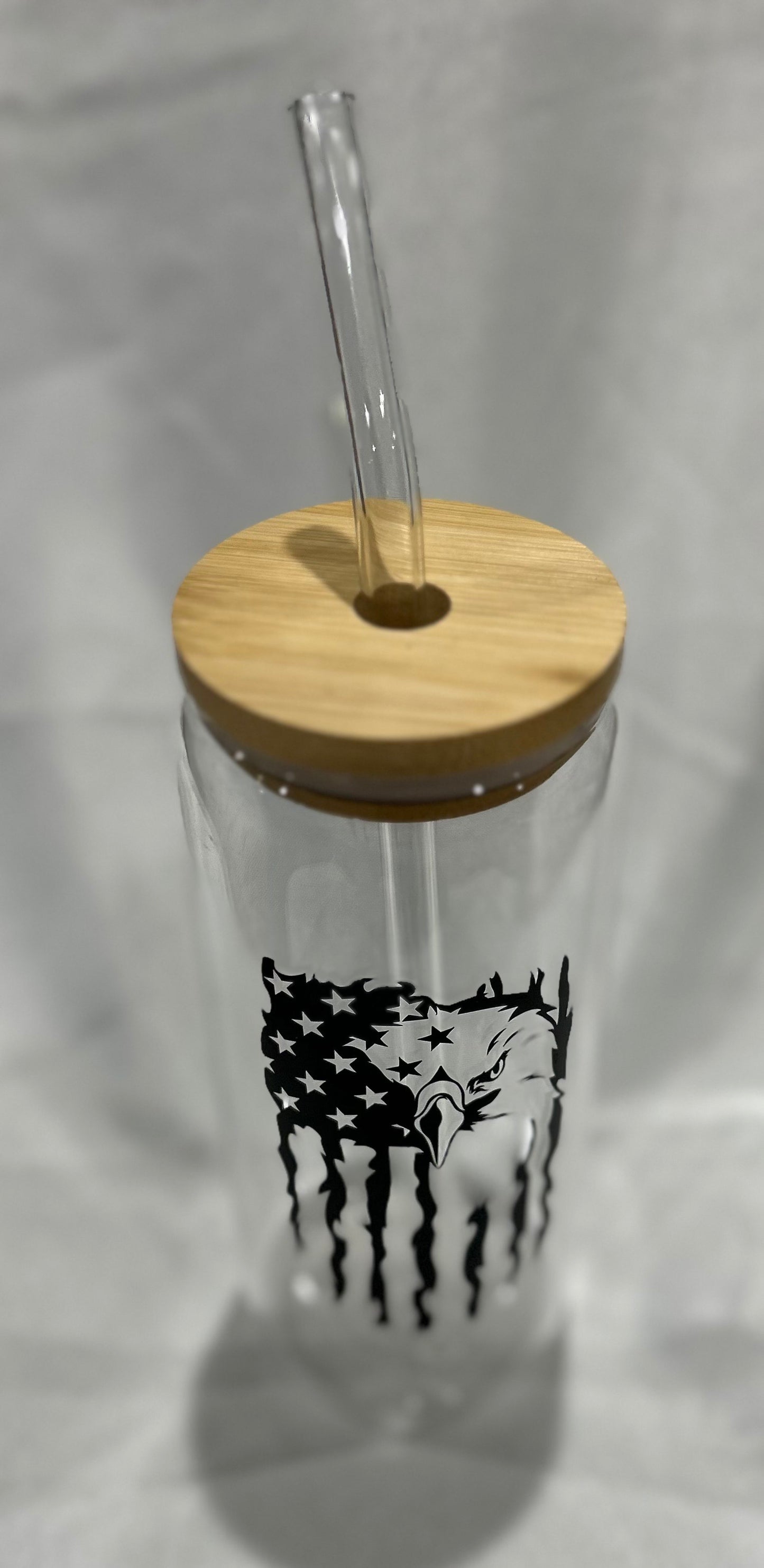 20oz Glass Tumbler with Bamboo Lid – American Flag & Eagle Design