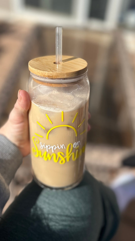 20oz Glass Tumbler with Bamboo Lid – "Sippin' on Sunshine" Design ☀️✨