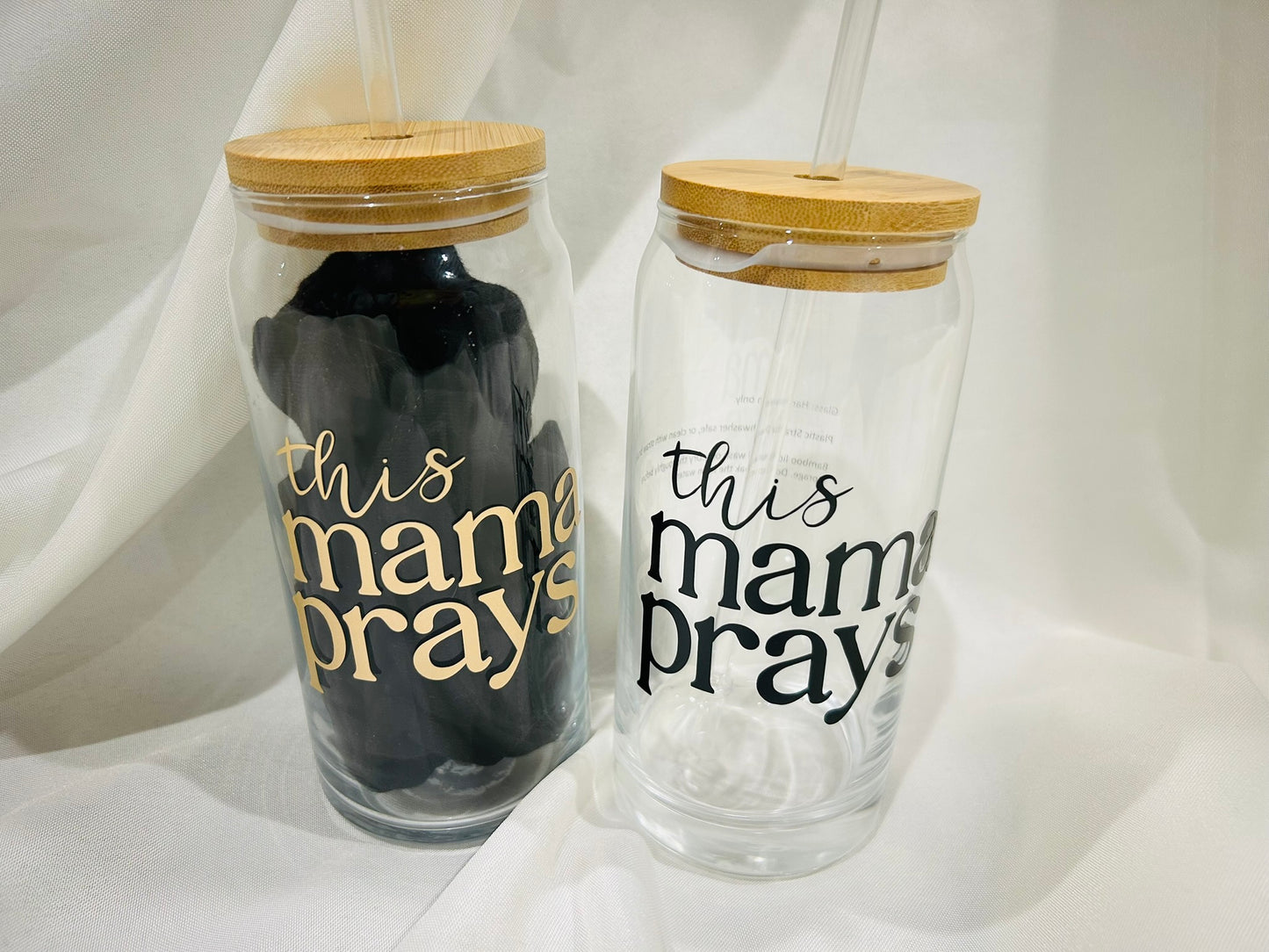☕ 20 oz Glass Tumbler with Bamboo Lid & Straw – “This Mama Prays”